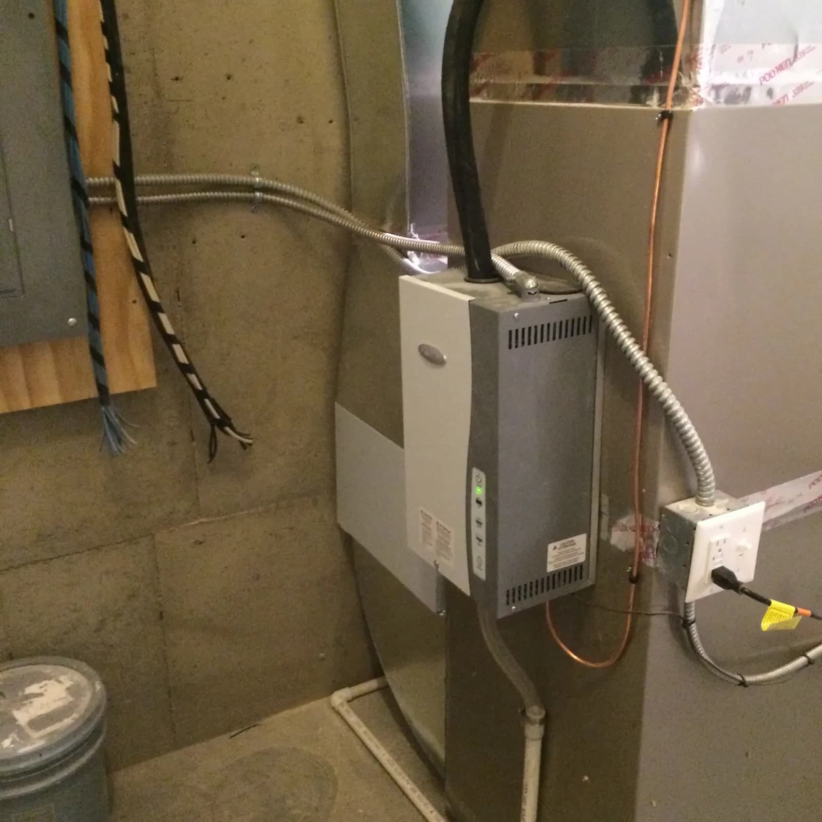 Boiler unit installation with gas line connections